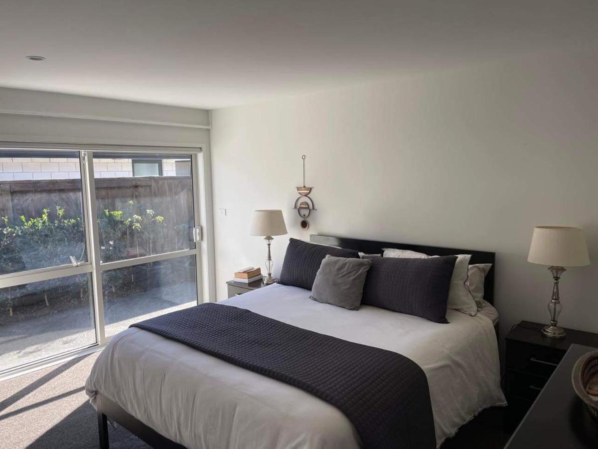 Lakes Executive Suites タウランガ エクステリア 写真
